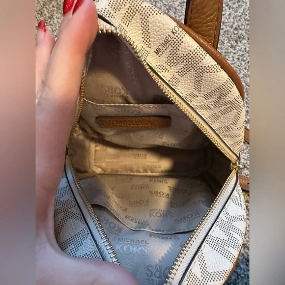 Micheal Kors Extra small backpack - Picture 2 of 6